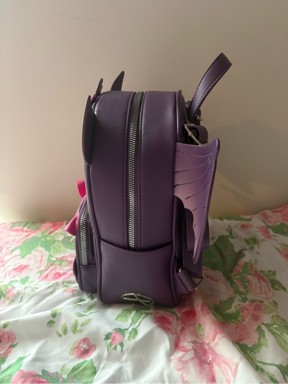 Monster High Draculaura Count Fab Backpack - Picture 4 of 9